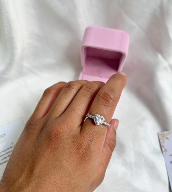 Anillo corazón Plateado