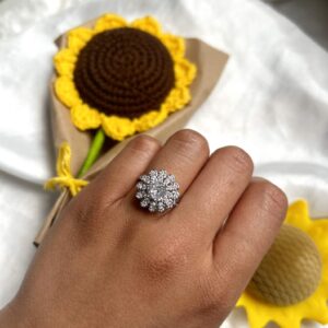 Anillo girasol giratorio plateado