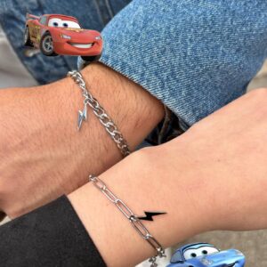 Pulseras rayo y sally para compartir