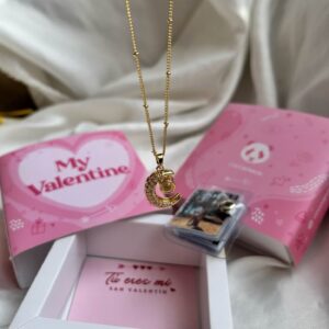 Collar te amo 100 idiomas con álbum de fotos.